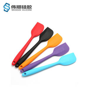 廚房用硅膠制品怎么選，硅膠制品選擇【全網(wǎng)聚焦】