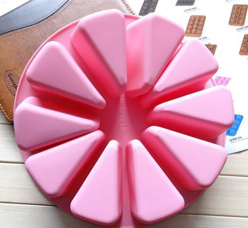 硅膠蛋糕模問(wèn)題常見(jiàn)保養(yǎng)問(wèn)題