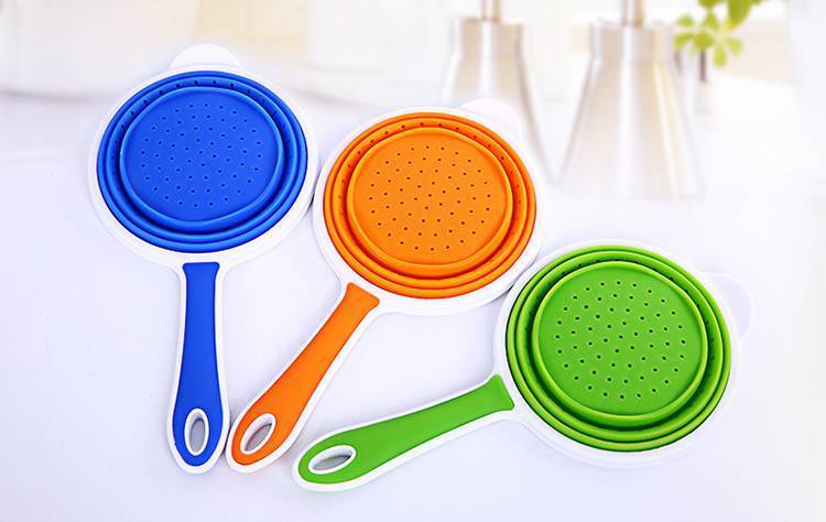 硅膠折疊漏勺-創(chuàng)意硅膠折疊瀝水籃-可伸縮食品級硅膠折疊漏勺 硅膠折疊漏勺-創(chuàng)意硅膠折疊瀝水籃-可伸縮食品級硅膠折疊漏勺